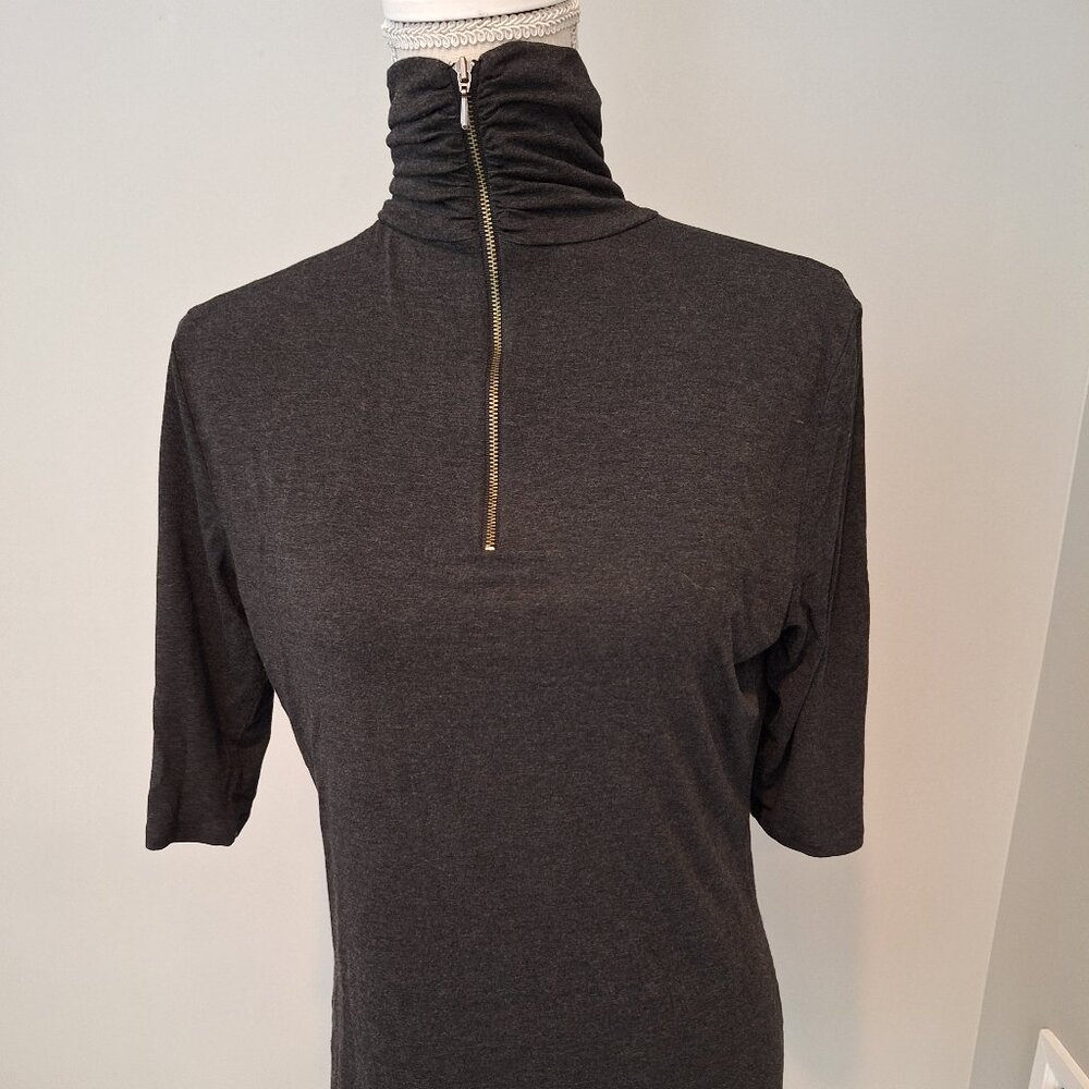 Banana Republic Stretch Dark Gray Knit Pullover with High Neckline